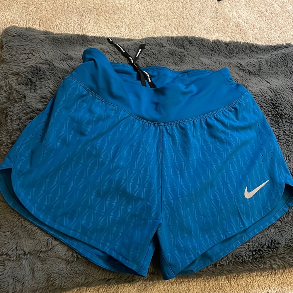 Brand New Women’s Nike Running shorts